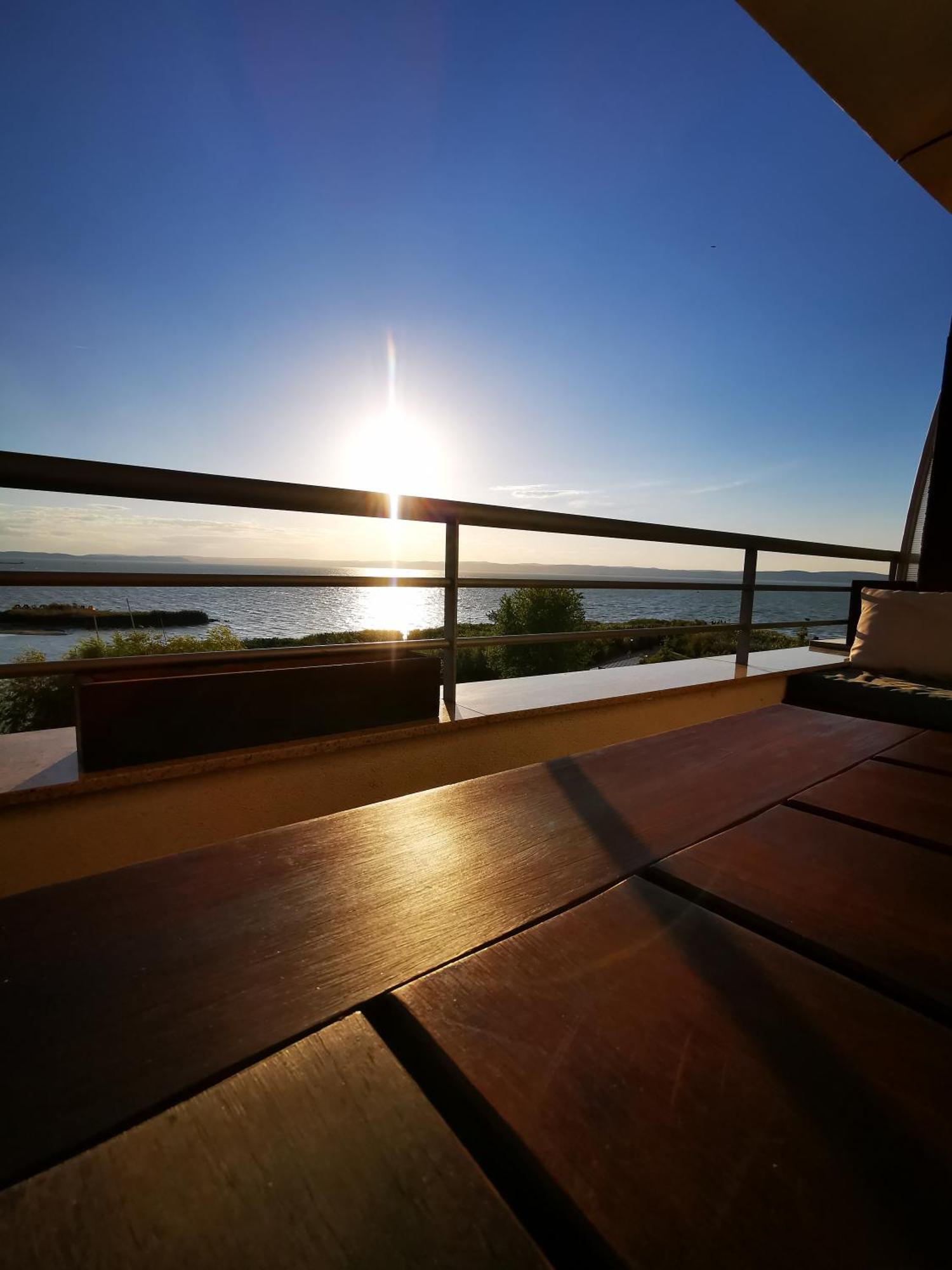 Panorama Gold Wellness Apartman Siófok Eksteriør billede