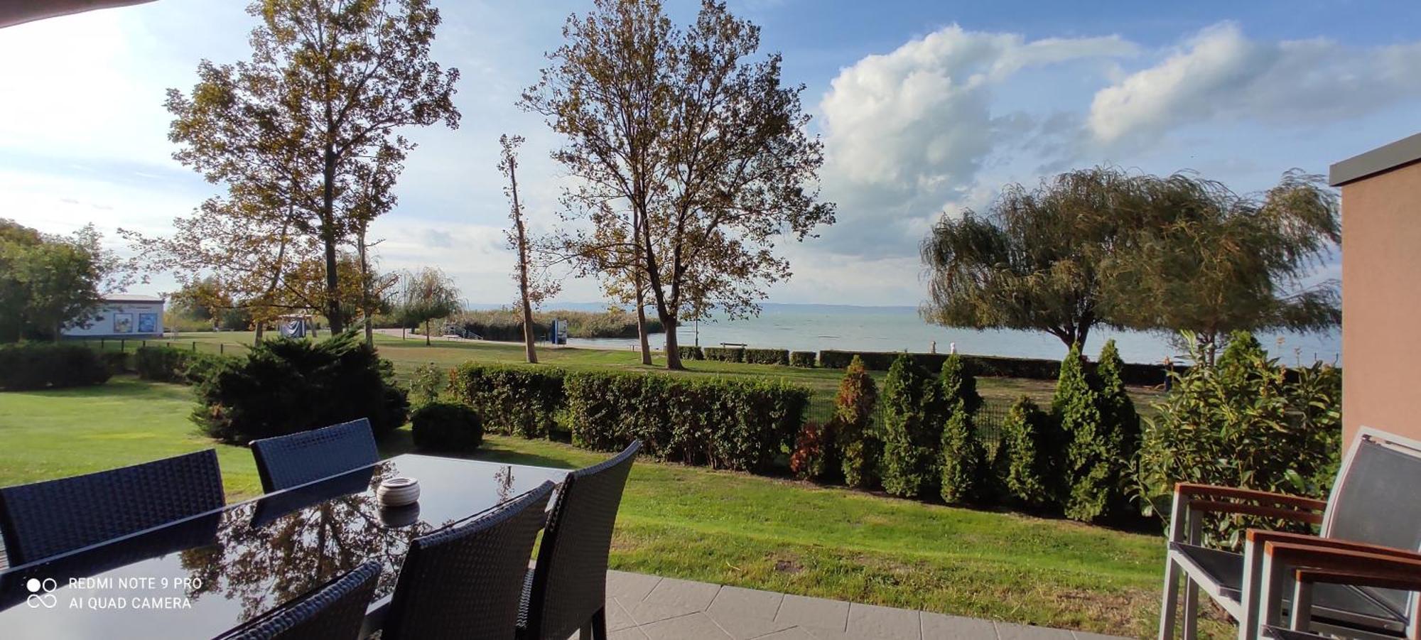 Panorama Gold Wellness Apartman Siófok Eksteriør billede